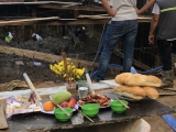 Đào móng Nhà chị Thúy tại Gò Dầu, Q. Tân Phú, TP Hồ Chí Minh